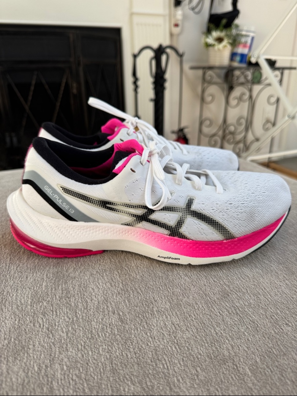 ASICS Women's White & Pink GEL-PULSE 13 Running Shoes